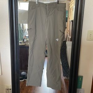 Petite 8 Eddie Bauer Women’s Guide Pro pants